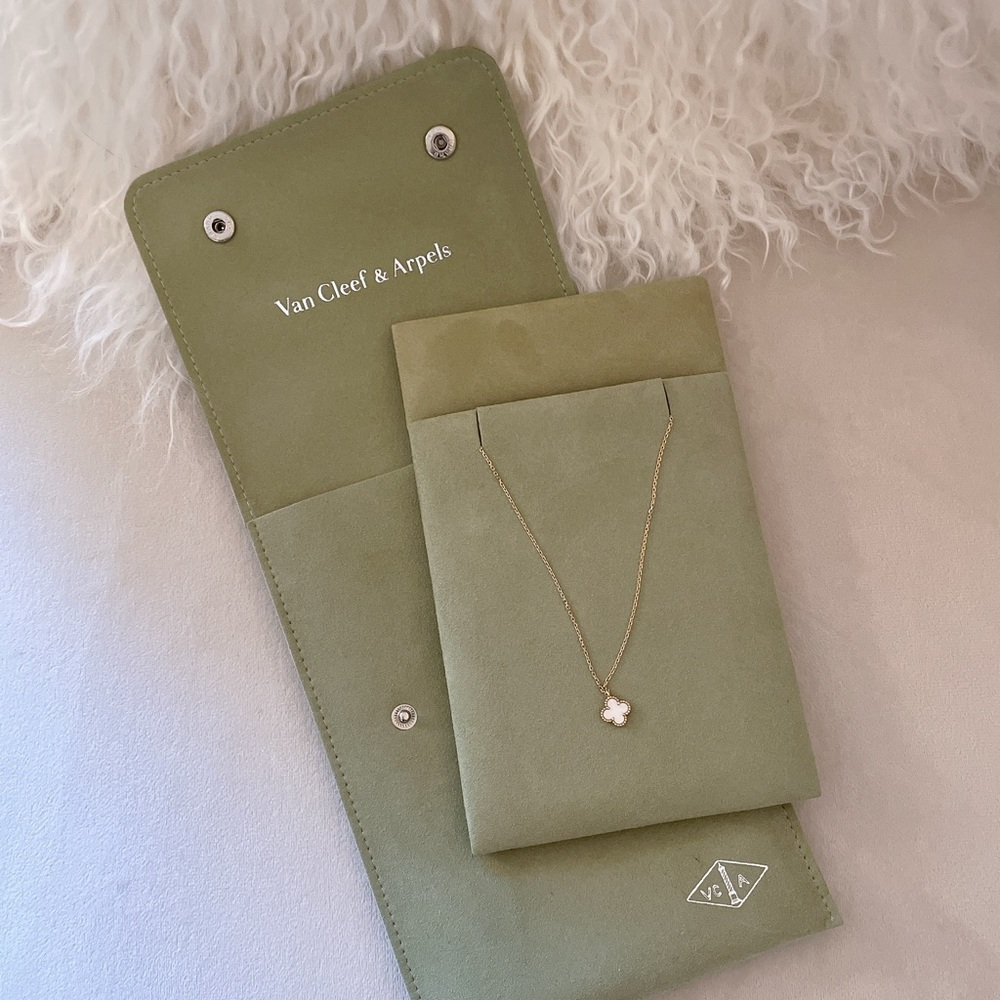 Van Cleef & Arpels Sweet Alhambra Pendant